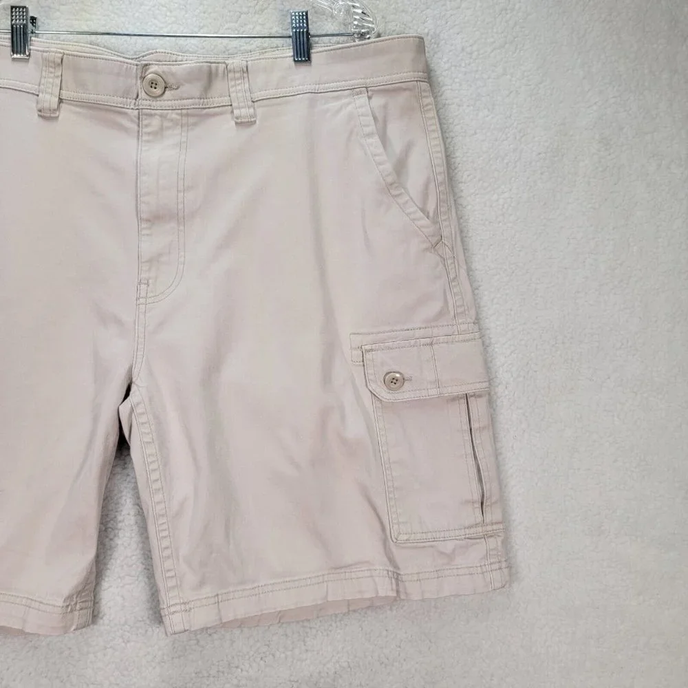 St. Johns Bay Beige Comfort Stretch Relax Casual Outdoor Men's Cargo Shorts